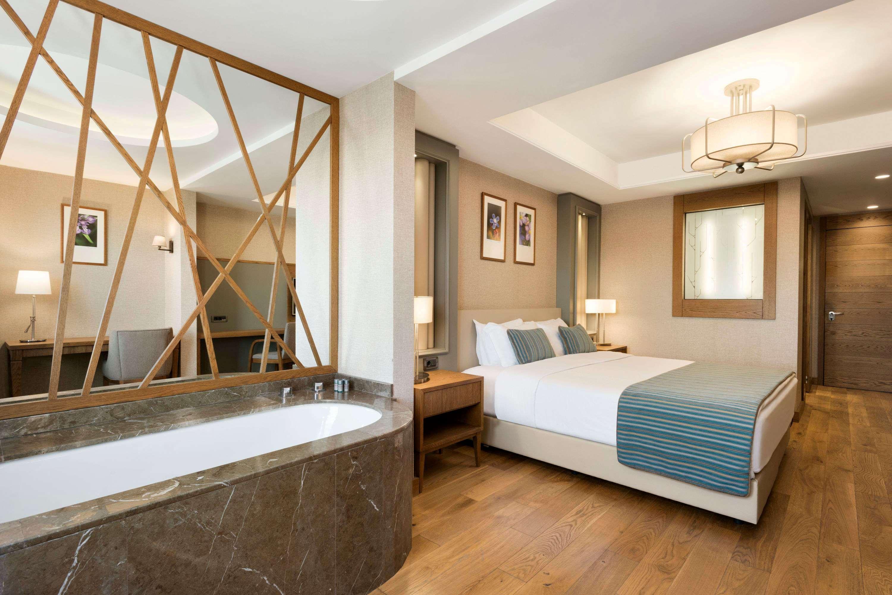 Ramada Hotel & Suites Адана Экстерьер фото