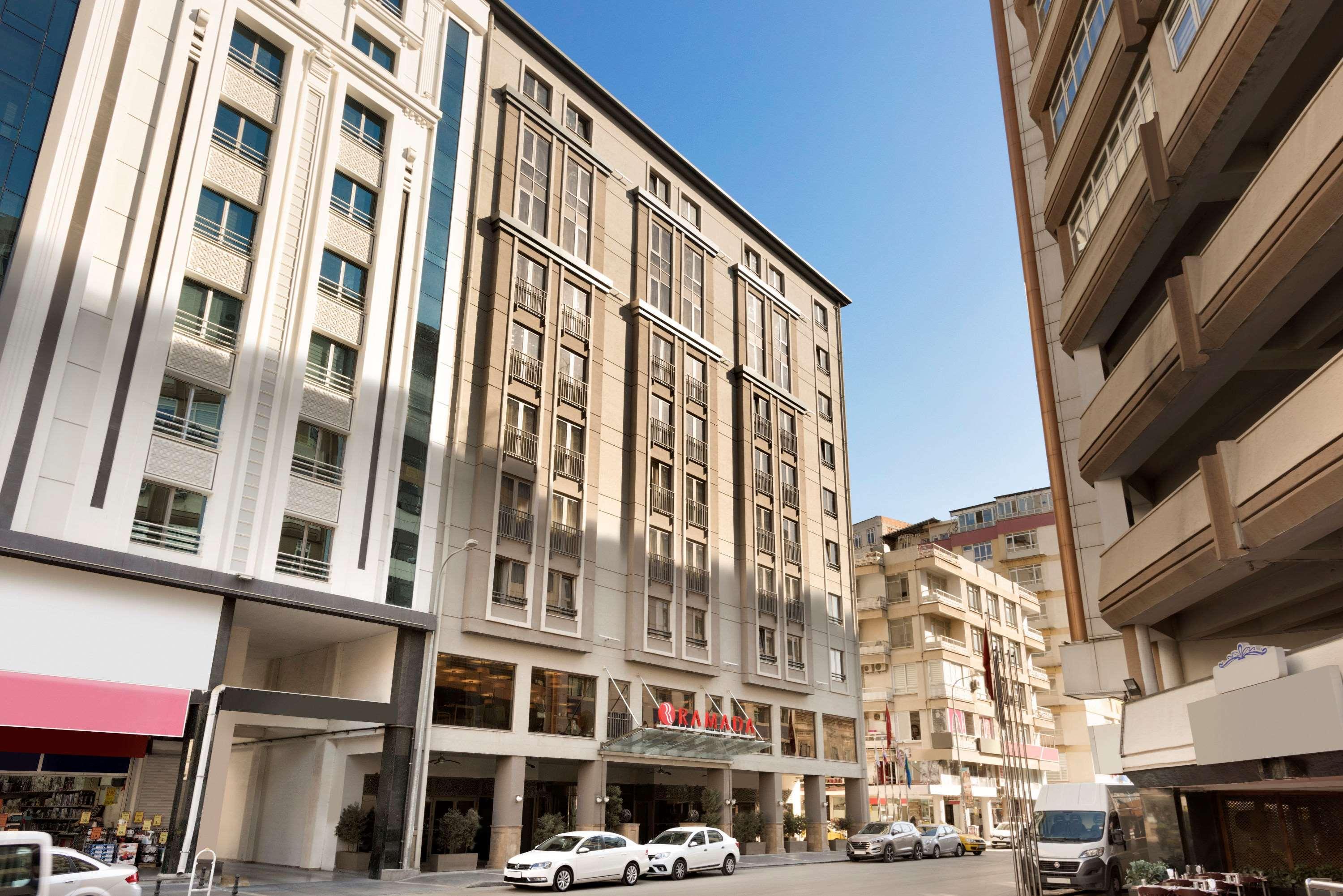 Ramada Hotel & Suites Адана Экстерьер фото