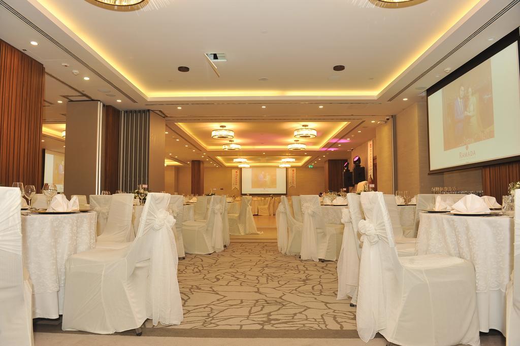 Ramada Hotel & Suites Адана Экстерьер фото